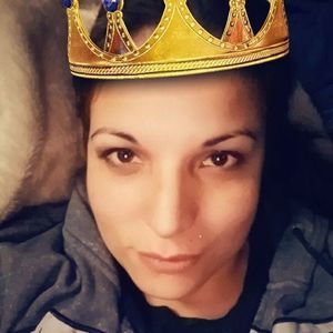 Meet your Posher, Corinne